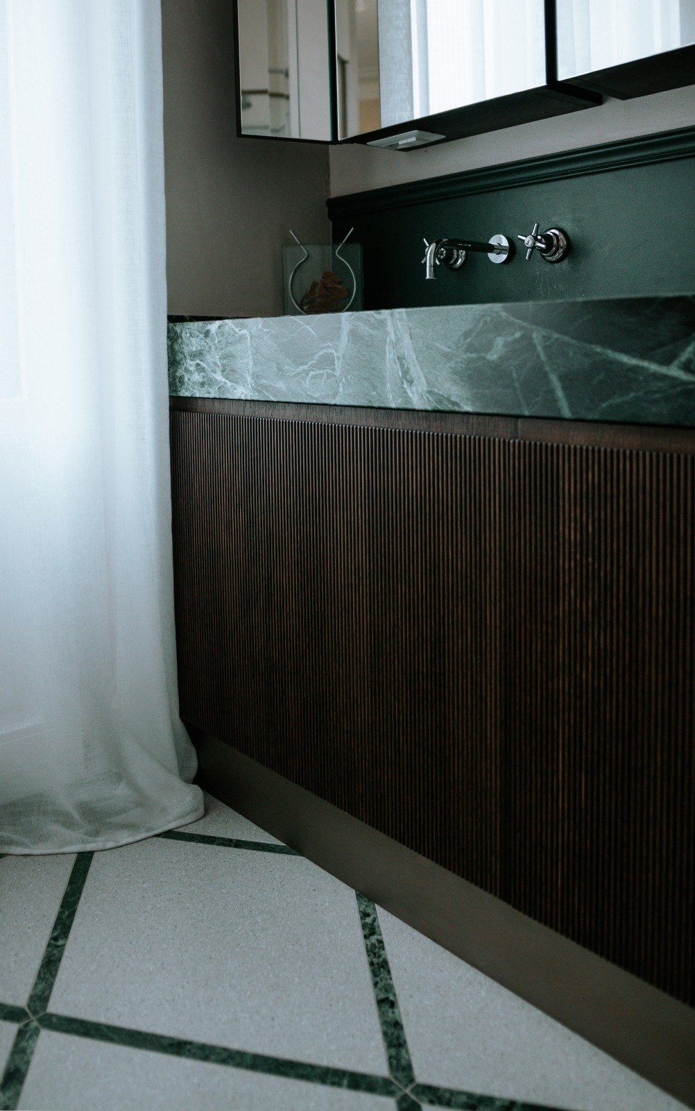 APT Milano Bagno - Dettaglio Marmo Verde